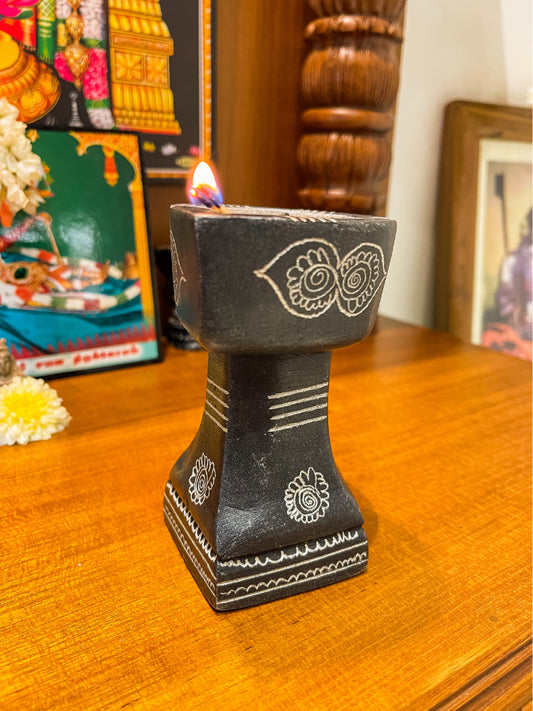 Kuthuvilakku Height Aprox 5 Inch,Weight 250grams
