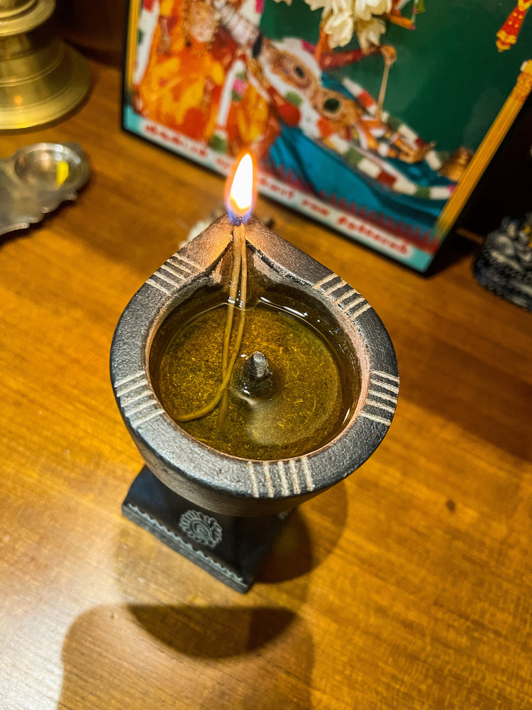 Kuthuvilakku Height Aprox 5 Inch,Weight 250grams