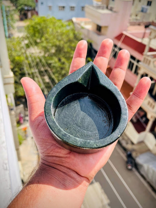 Soapstone Agal  Lamp    Capacity = 80ml oil, Weight 100g